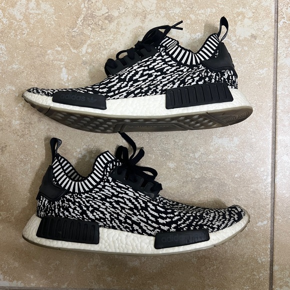 Adidas NMD R1 Primeknit 'Zebra' Size 11 - Picture 2 of 7
